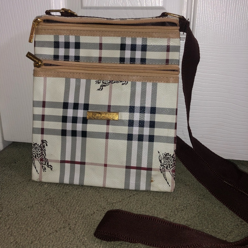 vintage burberry purse